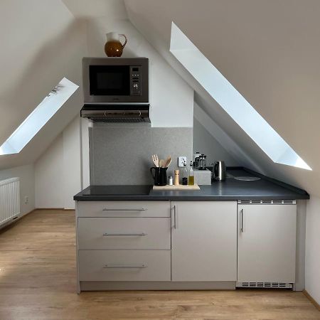 Sova Apartment Hostka  Екстериор снимка